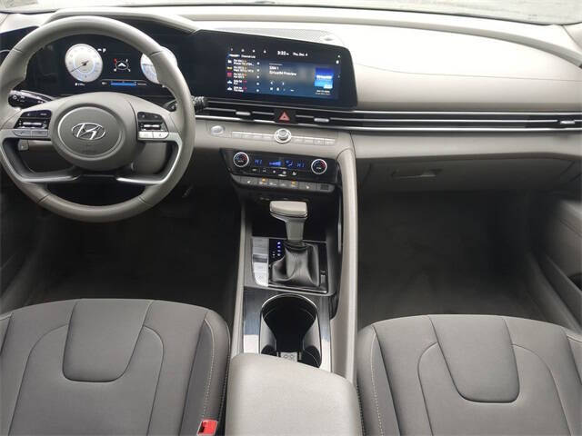 2023 Hyundai Elantra