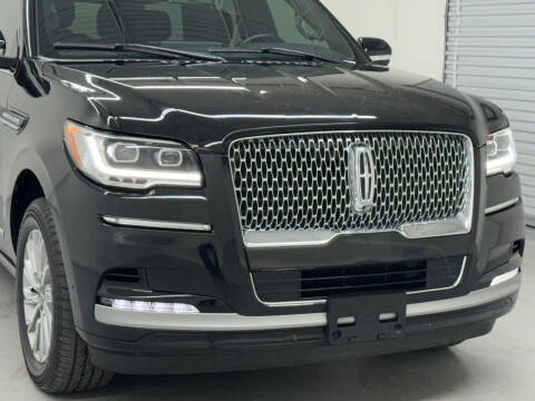 2023 Lincoln Navigator L Standard