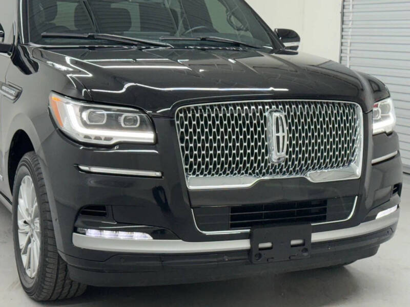 2023 Lincoln Navigator L Standard