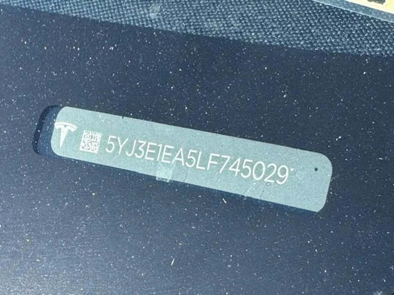 2020 Tesla Model 3 Standard Range