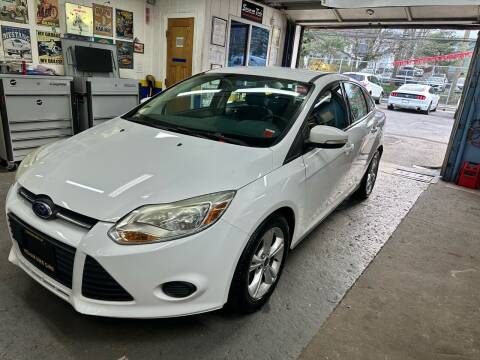 2014 Ford Focus for sale at PELHAM USED CARS & AUTOMOTIVE CENTER in Bronx NY