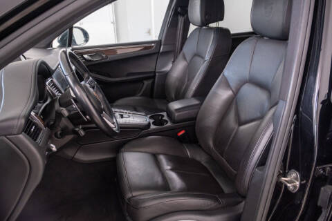 2017 Porsche Macan S