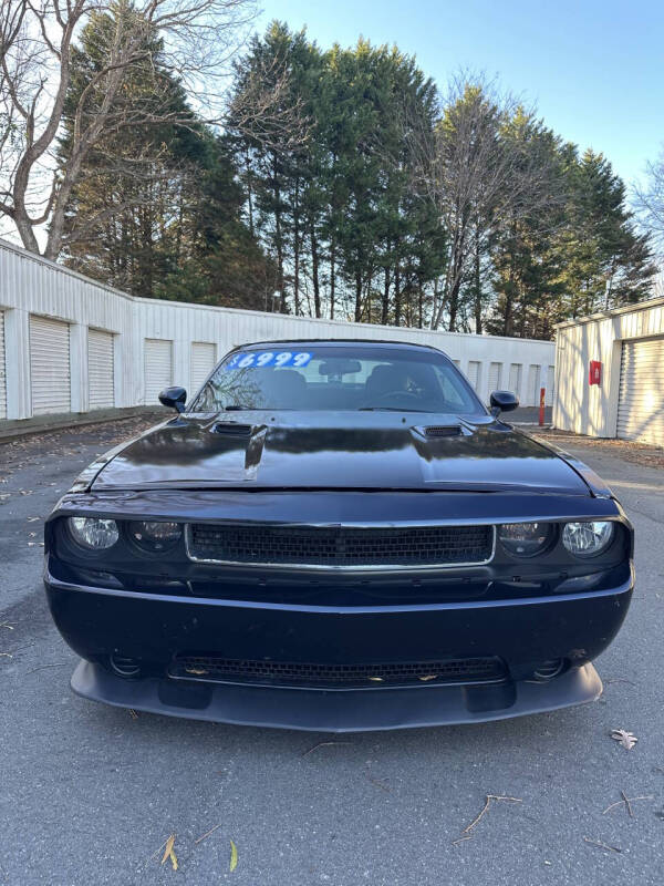 2012 Dodge Challenger SXT