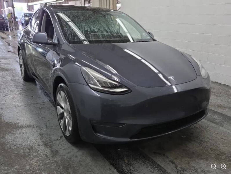 2022 Tesla Model Y Long Range