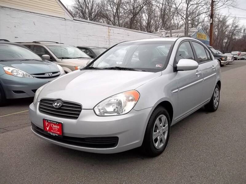 2009 Hyundai Accent for sale at 1st Choice Auto Sales in Fairfax VA