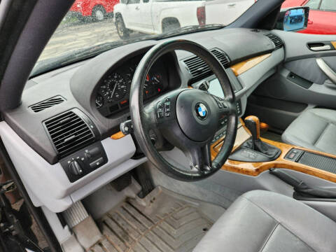 2003 BMW X5 3.0i
