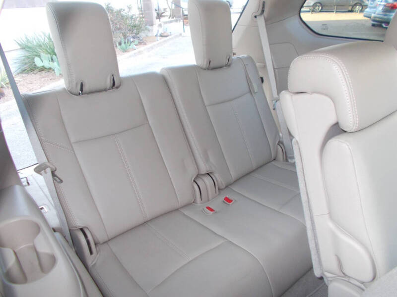 2013 Nissan Pathfinder SL