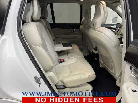 2019 Volvo XC90 T6 Momentum