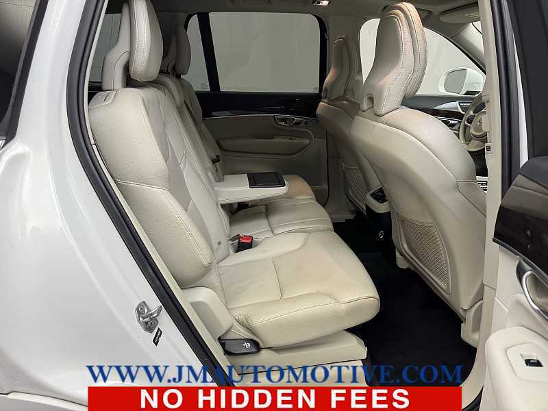 2019 Volvo XC90 T6 Momentum