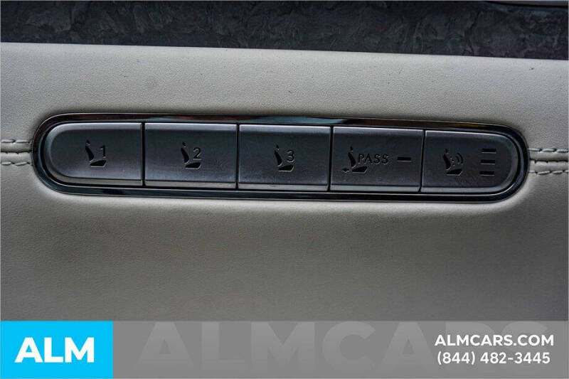 2023 Genesis G90 3.5T e-Supercharger