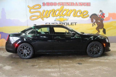 2022 Chrysler 300 for sale at Sundance Chevrolet in Grand Ledge MI