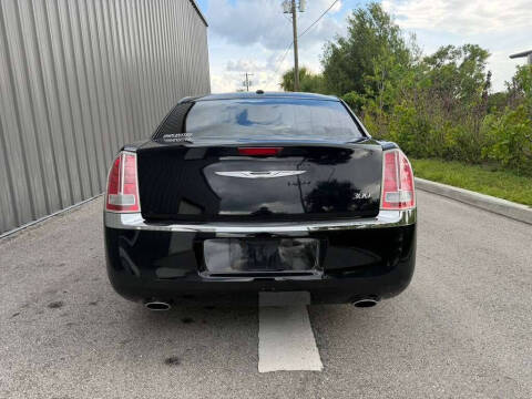 2012 Chrysler 300