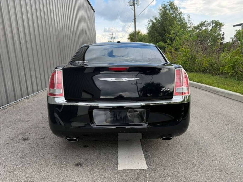 2012 Chrysler 300