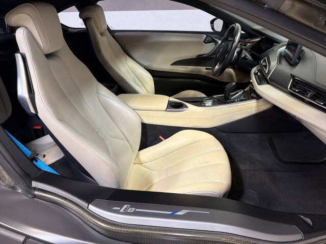 2015 BMW i8