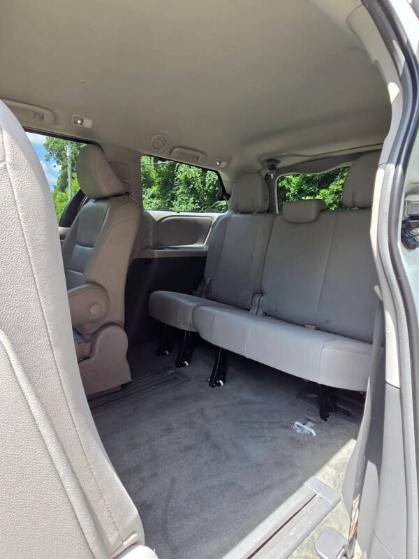 2017 Toyota Sienna