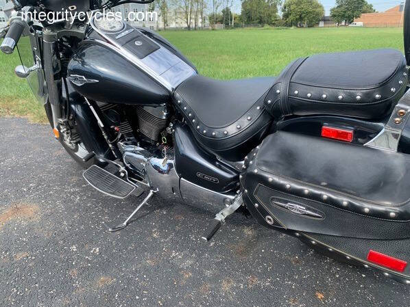 2006 Suzuki Boulevard C90T