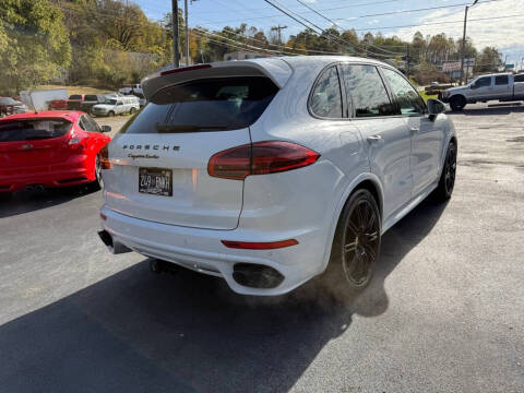 2017 Porsche Cayenne Turbo