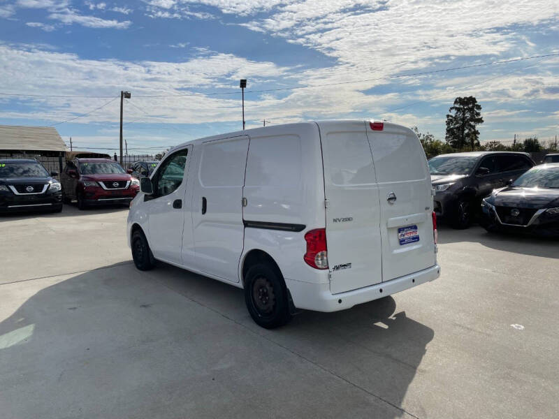 2021 Nissan NV200 SV photo 7