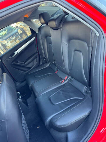 2016 Audi A4 2.0T quattro Premium