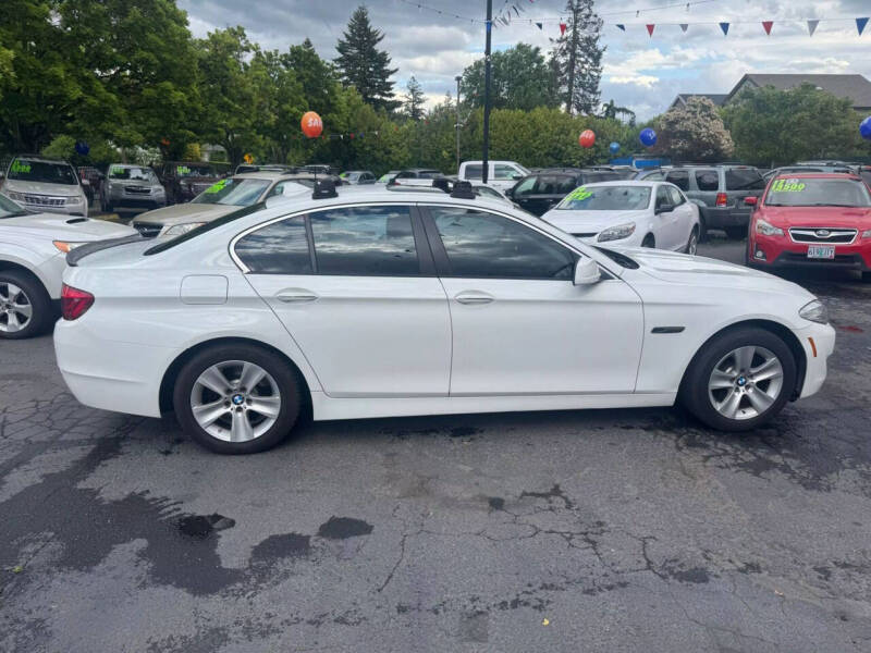 2011 BMW 5 Series 528i