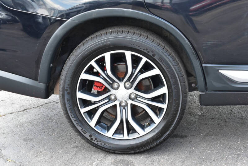 2018 Mitsubishi Outlander ES