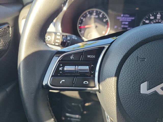 2023 Kia Seltos S