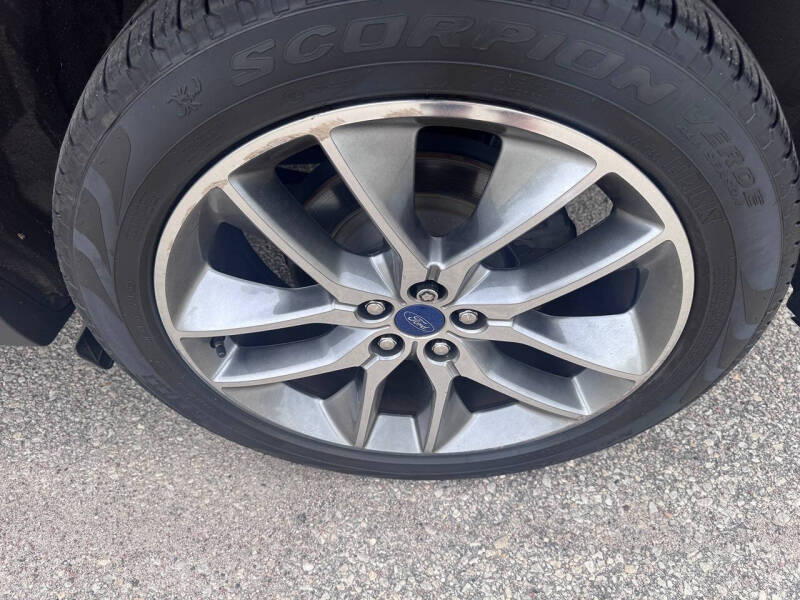 2016 Ford Edge Titanium