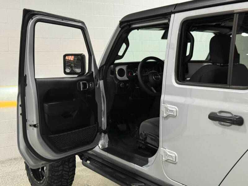 2024 Jeep Gladiator Willys