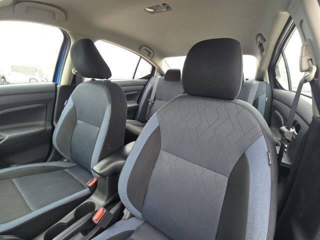 2024 Nissan Versa SV