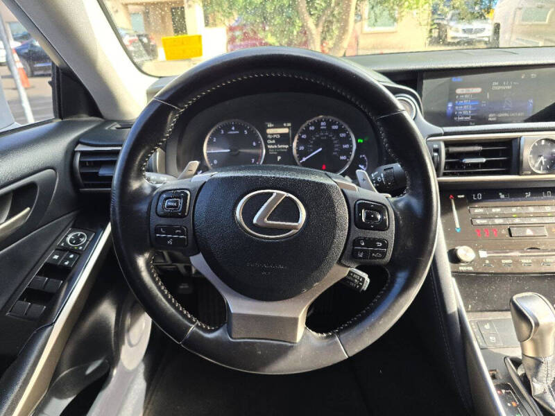 2018 Lexus IS 300