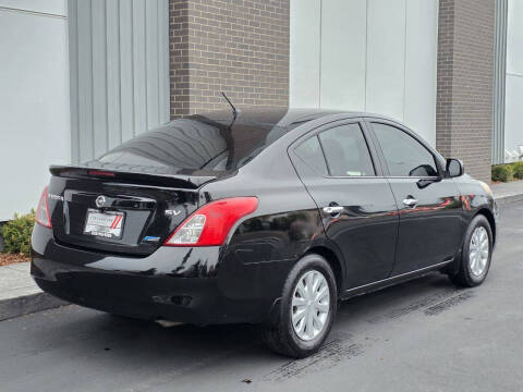 2013 Nissan Versa 1.6 SV