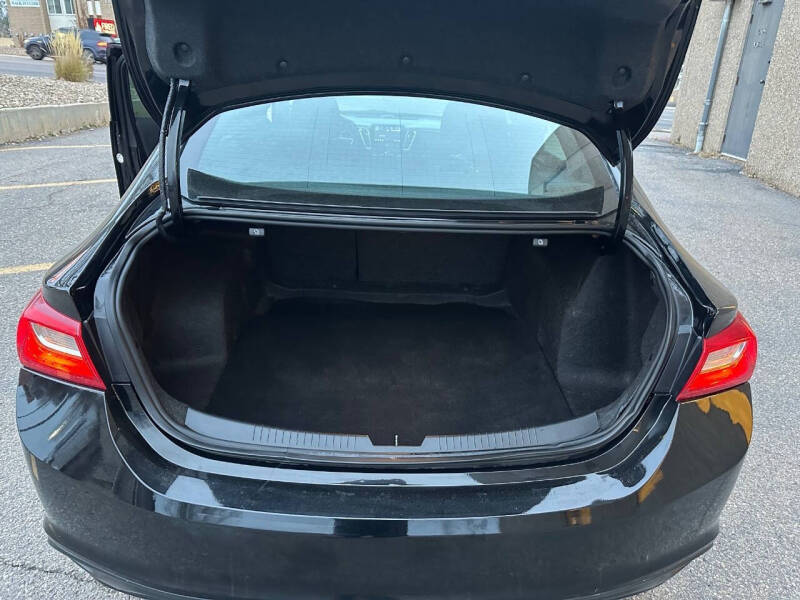 2022 Chevrolet Malibu LS