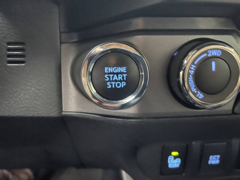 2021 Toyota Tacoma TRD Off-Road