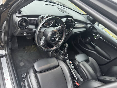2017 MINI Hardtop 4 Door Cooper S
