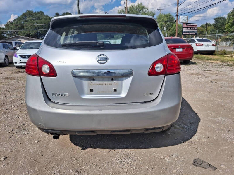 2011 Nissan Rogue SV