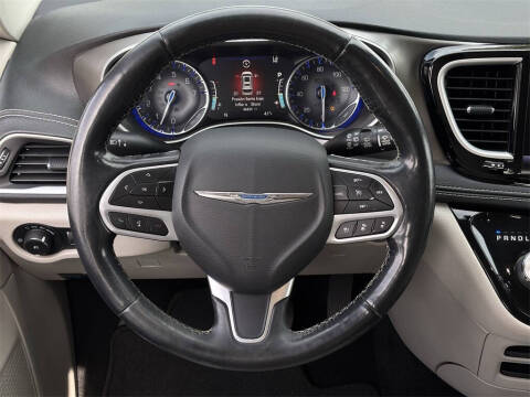 2021 Chrysler Pacifica Touring L