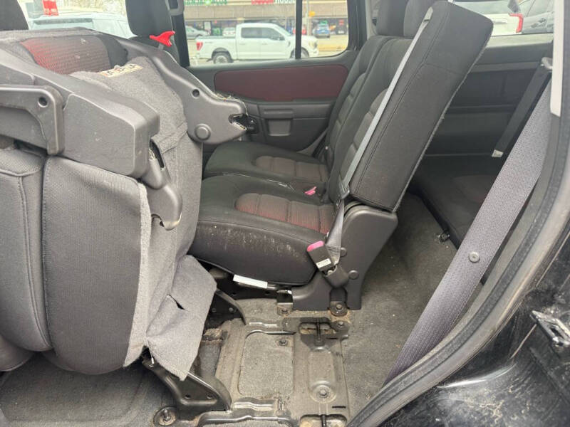 2005 Ford Explorer XLT