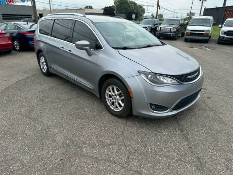 2020 Chrysler Pacifica for sale at M-97 Auto Dealer in Roseville MI