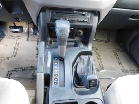 2002 Mitsubishi Montero XLS