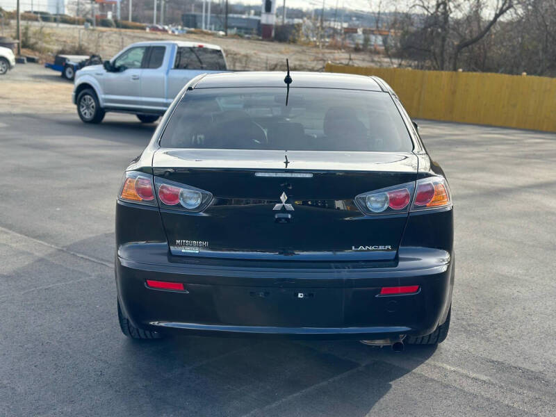 2017 Mitsubishi Lancer LE