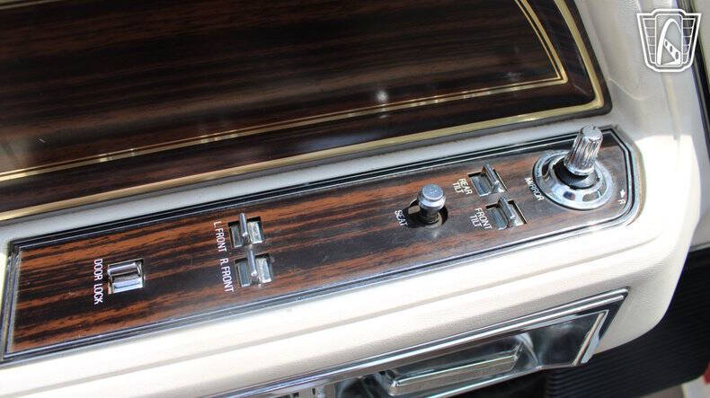 1982 Lincoln Mark VI