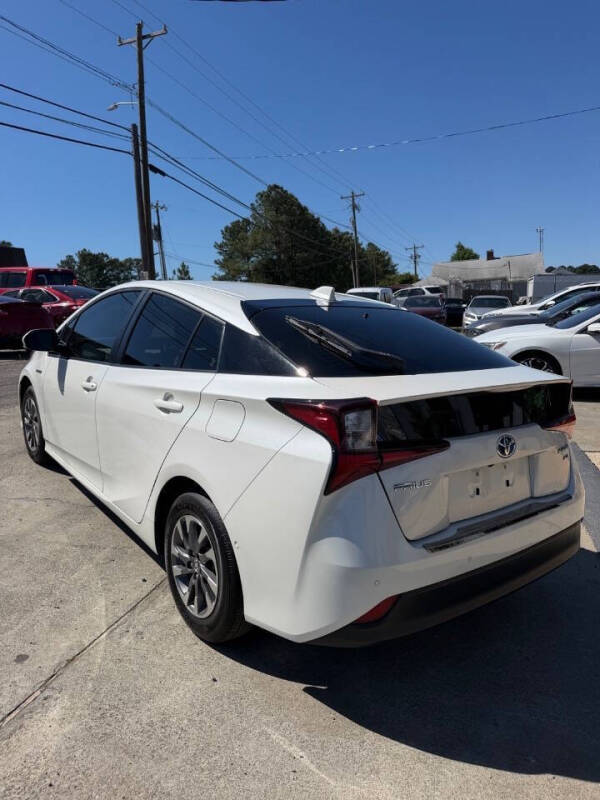 2020 Toyota Prius XLE