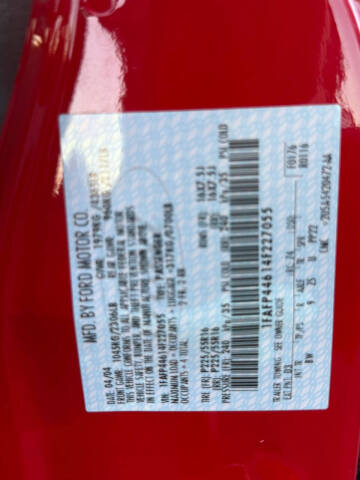 2004 Ford Mustang Deluxe