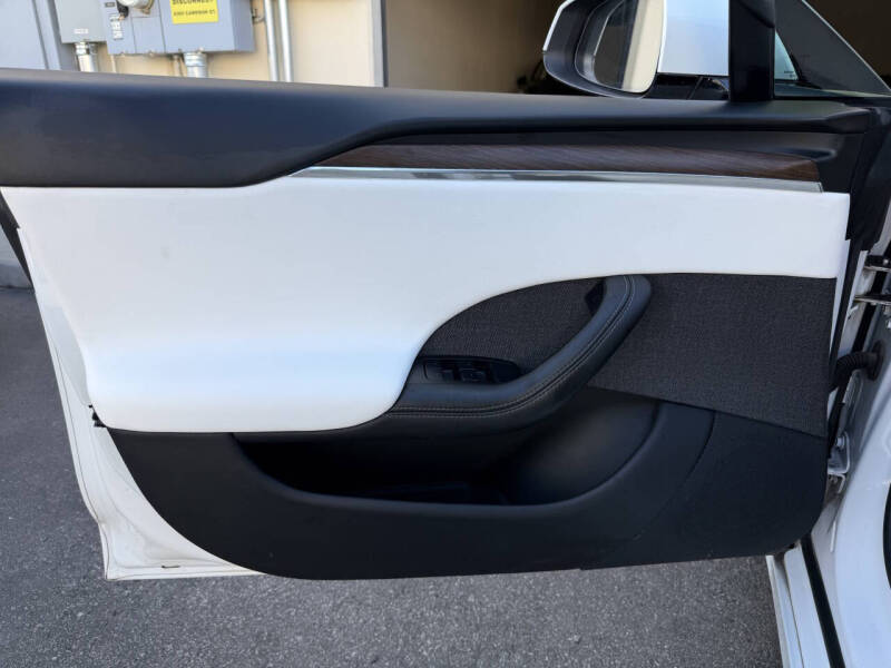 2022 Tesla Model S