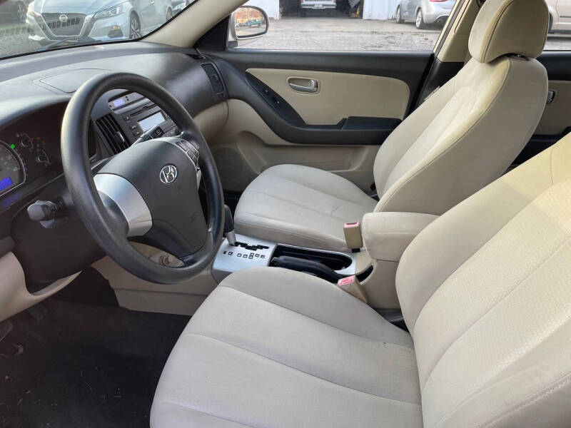 2008 Hyundai Elantra SE