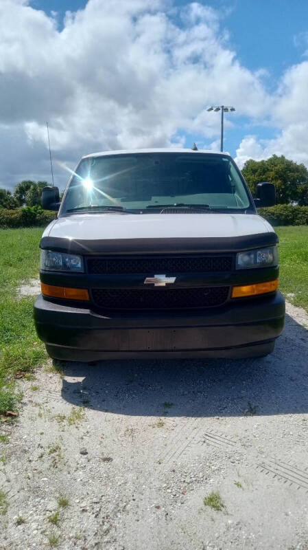 2018 Chevrolet Express 2500