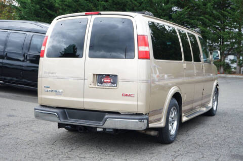 2011 GMC Savana
