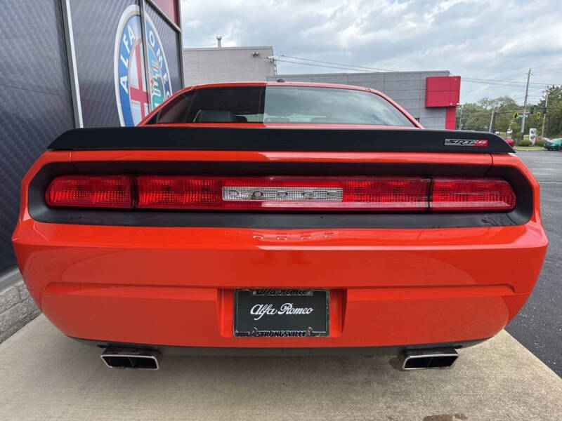 2008 Dodge Challenger SRT8