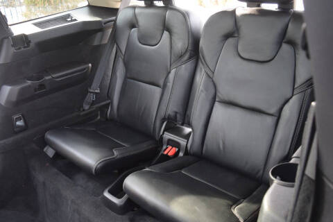 2022 Volvo XC90 T6 Inscription 6-Passenger