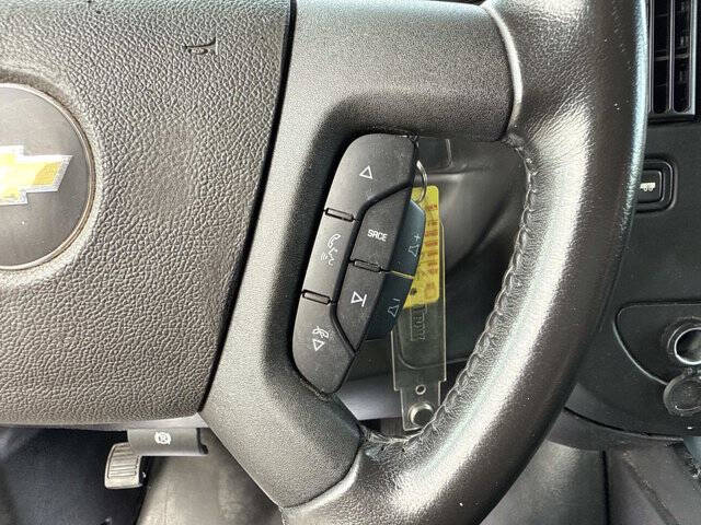 2022 Chevrolet Express 2500